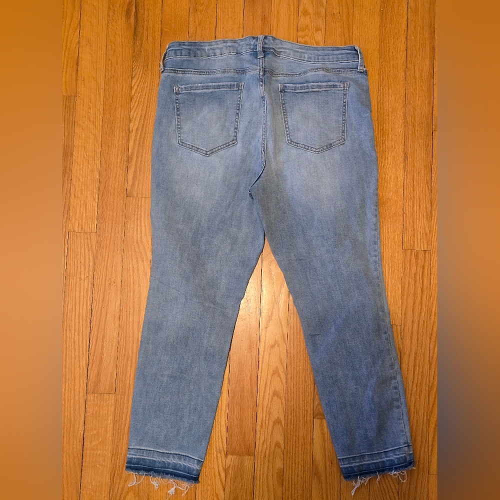 Wanderly Classic Cropped Blue Women's Jeans 12R - Picture 4 of 6